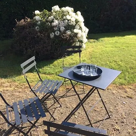 T2 De Charme Dans Typique, Proche De La * Dinard